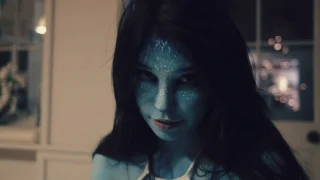 Belle Delphine Avatar Cosplay Fotos